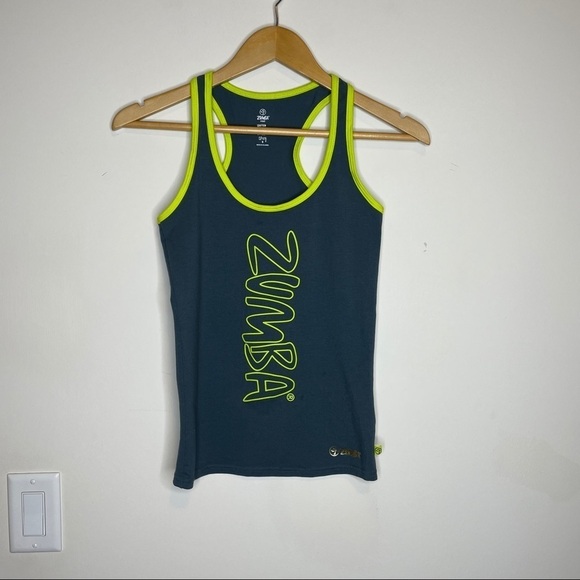 NWOT Zumba Dance Workout Athletic Trainer Fitted Tanks Set of 2 Small - Picture 2 of 11